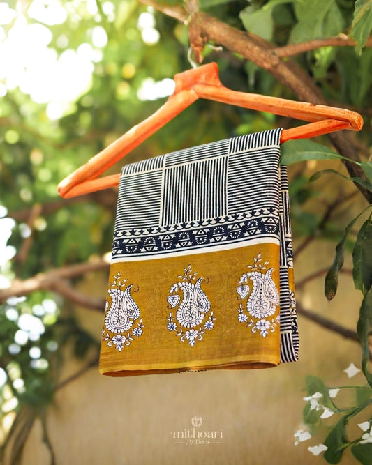 Soft Cotton Geometric Print Saree